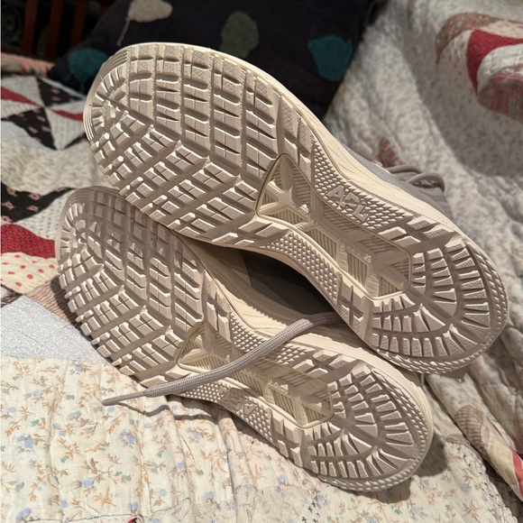 APL Men's Techloom Defender - Picture 5 of 7